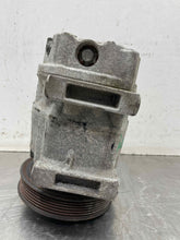 Load image into Gallery viewer, AC COMPRESSOR i30 Maxima 1999 99 2000 00 2001 01 - NW507616