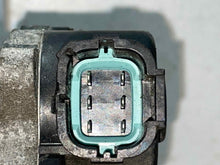 Load image into Gallery viewer, THROTTLE BODY Infiniti I30 Maxima 2001 01 - NW507928
