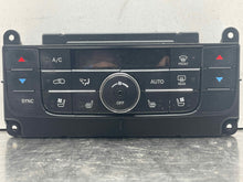 Load image into Gallery viewer, FRONT TEMPERATURE CONTROLS Jeep Grand Cherokee 11 12 13 - NW507761