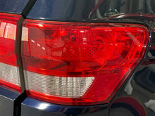 Load image into Gallery viewer, OUTER TAIL LIGHT LAMP Jeep Grand Cherokee 11 12 13 Right - NW507946