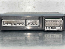Load image into Gallery viewer, KEYLESS ENTRY CONTROL MODULE COMPUTER Vanden Pl XJ XJL XJR 2010-2014 - NW508502