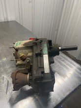 Load image into Gallery viewer, TRANSFER CASE Jeep Liberty 02 03 04 05 06 07 - NW509234