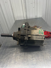 Load image into Gallery viewer, TRANSFER CASE Jeep Liberty 02 03 04 05 06 07 - NW509234