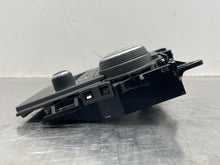 Load image into Gallery viewer, Temperature Controls Land Rover Evoque 2018 - NW509803