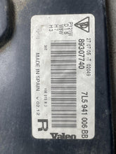 Load image into Gallery viewer, HEADLIGHT LAMP ASSEMBLY Porsche Cayenne 03 04 05 06 Right - NW509809