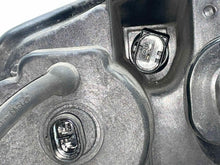 Load image into Gallery viewer, Headlight Lamp Assembly 2006 - NW509806