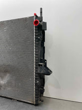 Load image into Gallery viewer, RADIATOR LR4 Range Rover Sport 10 11 12 13 14 15 16 - NW509931