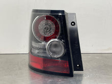 Load image into Gallery viewer, TAIL LIGHT LAMP ASSEMBLY Range Rover Sport 2012 12 2013 13 Right - NW510108