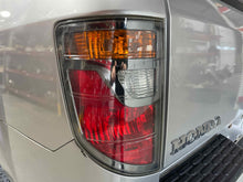 Load image into Gallery viewer, TAIL LIGHT LAMP ASSEMBLY Ridgeline 2006 06 2007 07 2008 08 Left - NW511674
