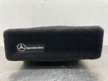 Load image into Gallery viewer, CD CHANGER E320 S430 S500 S600 2000 00 01 02 03 - NW512097