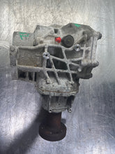 Load image into Gallery viewer, TRANSFER CASE Land Rover Evoque 14 15 16 17 18 19 - NW512178