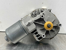 Load image into Gallery viewer, WIPER MOTOR E320 E280 E300 2003 03 04 05 06 07 08 09 - NW512733