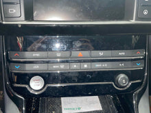 Load image into Gallery viewer, FRONT TEMPERATURE CONTROLS Jaguar XF XFR 2016 16 2017 17 - NW512952