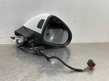 Load image into Gallery viewer, Side View Door Mirror Volkswagen Touareg 2016 - NW513442