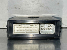 Load image into Gallery viewer, Computer Toyota 4 Runner 2004 - NW513399