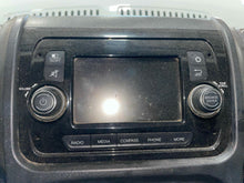 Load image into Gallery viewer, Radio PROMASTER 2500 VAN 2019 - NW514996