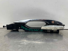 Load image into Gallery viewer, Exterior Door Handle Pathfinder 13 14 15 16 17 18 19 20 Right - NW516371