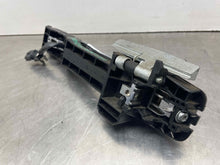 Load image into Gallery viewer, Exterior Door Handle Pathfinder 13 14 15 16 17 18 19 20 Right - NW516371
