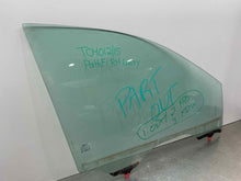 Load image into Gallery viewer, FRONT DOOR GLASS Nissan Pathfinder 13 14 15 16 17 Right - NW517181