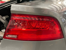 Load image into Gallery viewer, OUTER TAIL LIGHT LAMP A7 S7 2012 12 2013 13 2014 14 2015 15 Right - NW517553