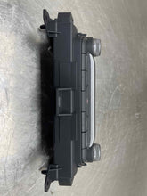 Load image into Gallery viewer, Temperature Controls Mazda 3 2020 - NW517289