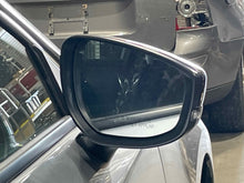 Load image into Gallery viewer, Side View Door Mirror Mazda 3 2020 - NW517091