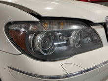 Load image into Gallery viewer, HEADLIGHT LAMP ASSEMBLY 750i 750il 750LI 760li Alpina B7 06-08 Right - NW518357