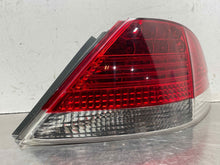 Load image into Gallery viewer, OUTER TAIL LIGHT LAMP 750i 750il 750LI 760li Alpina B7 06-08 Right - NW518525