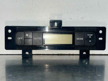Load image into Gallery viewer, REAR TEMPERATURE CONTROLS Infiniti QX56 QX80 2011-2019 - NW518351