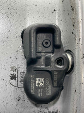 Load image into Gallery viewer, Wheel Rim LEXUS ES350 2013 - NW518574