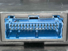 Load image into Gallery viewer, Temperature Controls Cadillac SRX 2006 - NW518836
