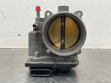 Load image into Gallery viewer, THROTTLE BODY Land Cruiser 4 Runner Sequoia 2005 05 2006 06 2007 07 08 09 - NW519704