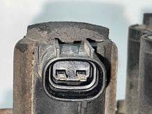 Load image into Gallery viewer, Suspension Air Compressor Pump LEXUS GX470 2005 - NW519455