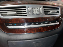 Load image into Gallery viewer, FRONT TEMPERATURE CONTROLS S350 S400 S450 Cdn S550 S600 S63 07-13 - NW519989