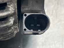 Load image into Gallery viewer, Alternator Mercedes-Benz SL55 2009 - NW519790
