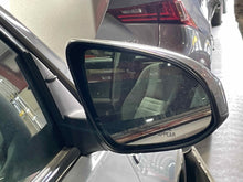 Load image into Gallery viewer, SIDE VIEW DOOR MIRROR Toyota Camry 2015 15 2016 16 2017 17 Right - NW520419