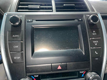 Load image into Gallery viewer, Radio Toyota Camry 2016 - NW520759