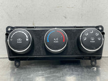 Load image into Gallery viewer, Temperature Controls Jeep Patriot 2016 - NW520610