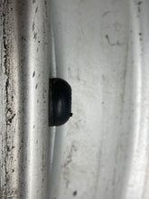 Load image into Gallery viewer, WHEEL BMW 320i 323i 325i 330i 2000 00 01 02 03 04 05 06 - NW390633