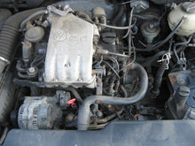 Load image into Gallery viewer, DISTRIBUTOR Golf Jetta Passat 1993 93 1994 94 1995 95 - 30338