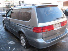Load image into Gallery viewer, HEADLIGHT LAMP ASSEMBLY Honda Odyssey 99 00 01 02 03 04 Left - 819987
