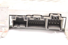 Load image into Gallery viewer, AMPLIFIER Chevrolet Equinox GMC Terrain 10 11 12 13 14 15 16 17 - 1002422