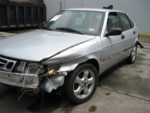 Load image into Gallery viewer, OUTER TAIL LIGHT LAMP Saab 9-3 99 00 01 02 03 Right - 412875