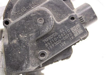 Load image into Gallery viewer, WIPER MOTOR Lexus IS250 IS350 FJ Cruiser 2007 07 2008 08 2009 09 10 11 12 - 1003457