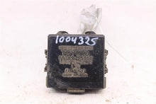 Load image into Gallery viewer, SUSPENSION CONTROL MODULE COMPUTER FJ Cruiser 07 08 09 10 11 - 1004325