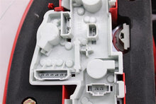 Load image into Gallery viewer, TAIL LIGHT LAMP ASSEMBLY Volkswagen Passat 01 02 03 04 05 Right - 1005334