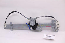 Load image into Gallery viewer, FRONT WINDOW REGULATOR Honda Pilot 2003 03 2004 04 2005 05 06 07 08 Right - 1005507