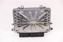 Load image into Gallery viewer, ECU ECM COMPUTER Volvo S60 XC60 2012 12 - 1008574