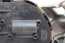 Load image into Gallery viewer, WINDSHIELD WIPER MOTOR CL550 CL600 CL63 CL65 S350 S400 S450 07-14 Right - 1010548