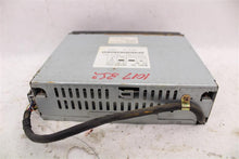 Load image into Gallery viewer, CD Player Legacy Forester 2000 00 2001 01 2002 02 2003 03 - 1017852